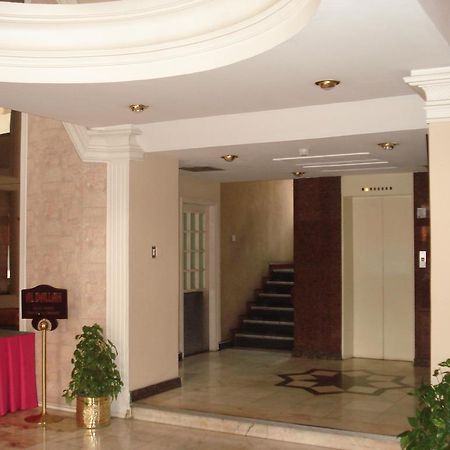 Atlas Hotel Manama Eksteriør bilde
