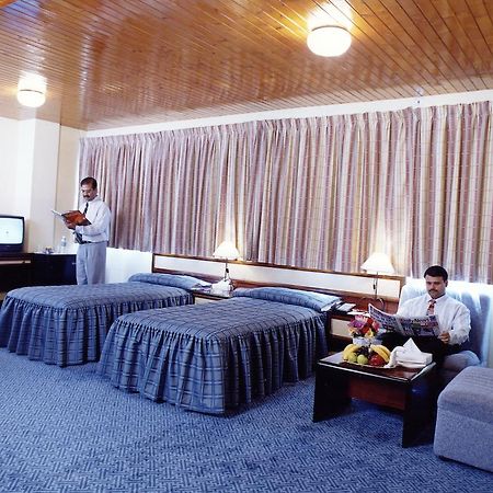 Atlas Hotel Manama Eksteriør bilde